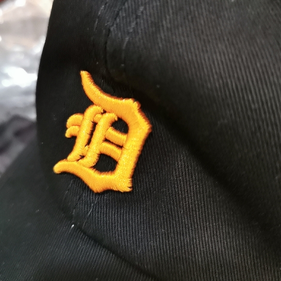 MLB Baseball Hat - Picture 3 of 7